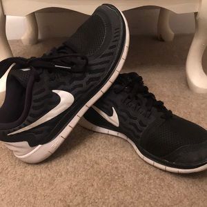 Nike 5.0 tennis shoes!